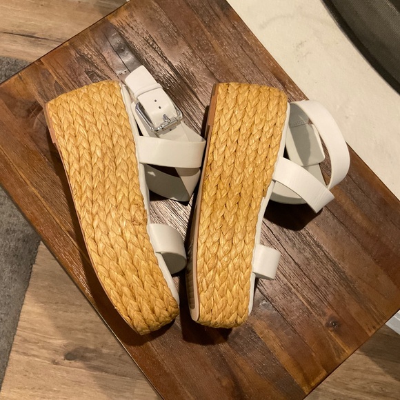 PURE Donna Karan Lolah Ankle Strap Raffia Platform Sandal White Leather Size 7 - Picture 8 of 12